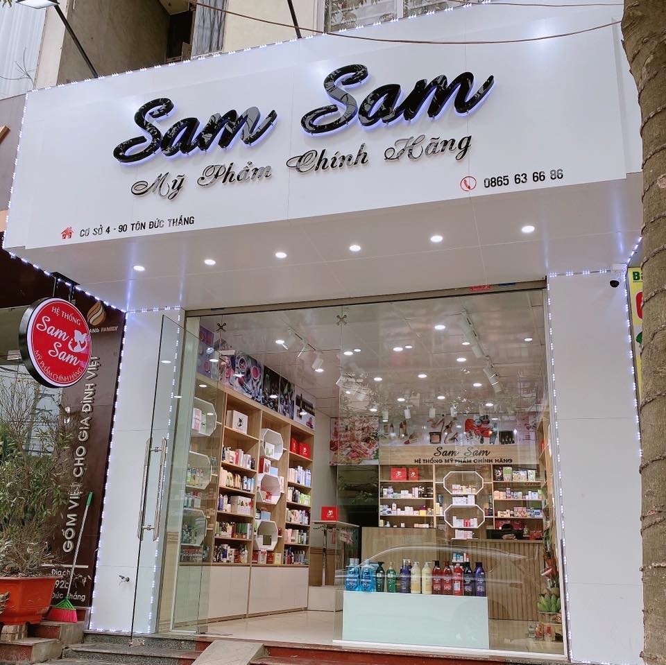 Cửa hàng Sam Sam có địa chỉ tại số 90, đường Tôn Đức Thắng, phường Khai Quang