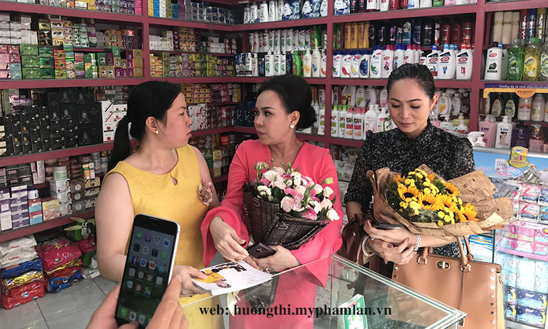 Bộ sản phẩm cao cấp Hương Thị Platinum của Chị Việt Hương