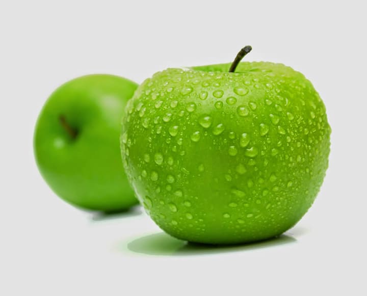 Ăn 1 quả táo xanh trước bữa sáng giúp bạn giảm cân dễ dàng hơn