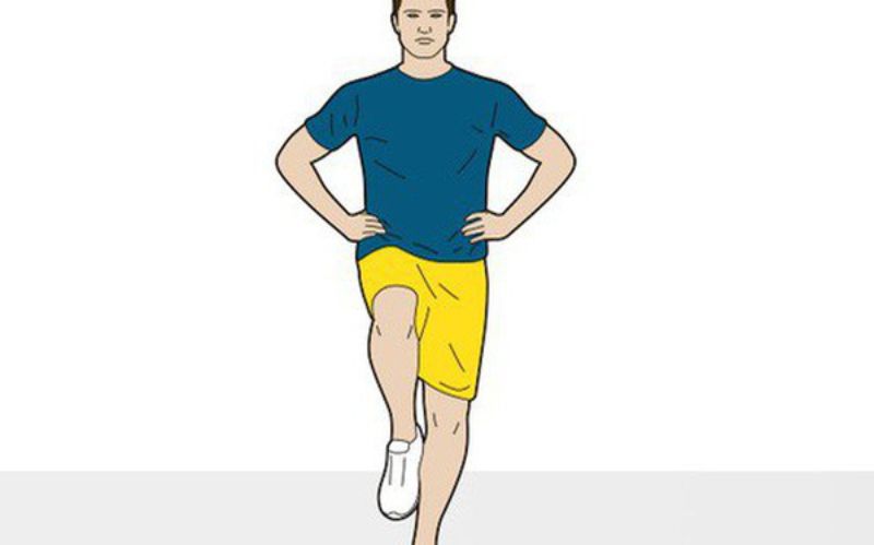Giữ thăng bằng - Bài tập giúp cải thiện lưu thông máu ở chân