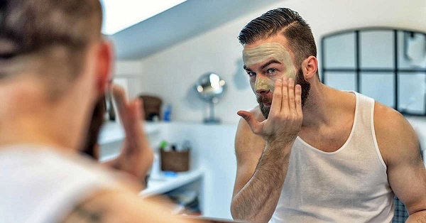Sử dụng mặt nạ đất sét là cách chăm sóc da dầu cho nam giới hiệu quả