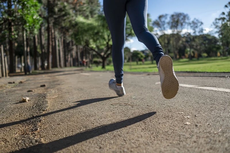 Chạy bộ 30 phút mỗi ngày để giúp cơ thể săn chắc hơn