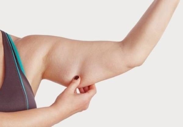 Massage giảm mỡ bắp tay