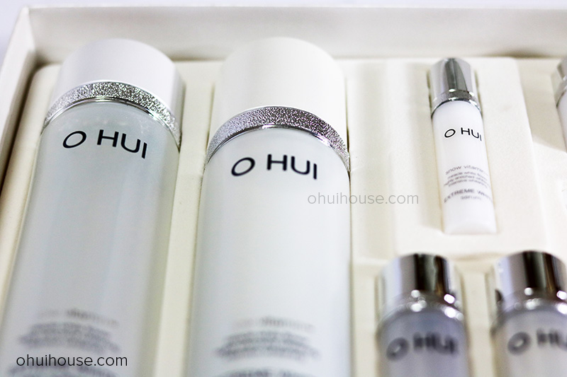 Sữa Rữa Mặt Ohui Extreme White Foam (tuýp 40ml)