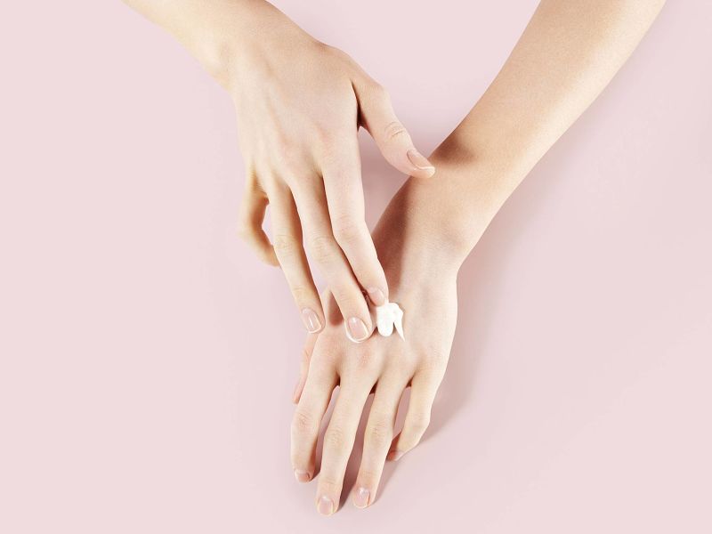Thử một ít sản phẩm ra tay kiểm tra độ kích ứng