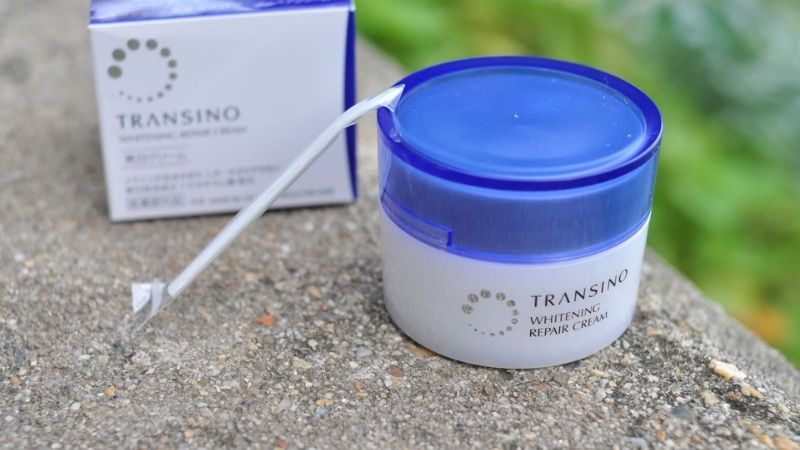 Kem trị nám Transino là một sản phẩm nổi tiếng của Nhật Bản