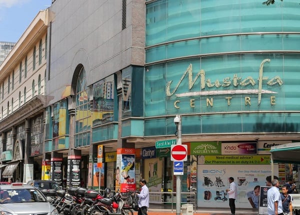 Địa chỉ mua sắm giá rẻ ở Singapore: Mustafa Centre ở khu tiểu Ấn
