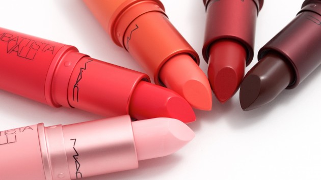 Bạn có thể tìm được những phiên bản giới hạn khi mua mỹ phẩm thanh lý.