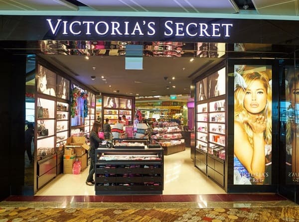 Mua hàng duty free ở sân bay Changi, mua các sản phẩm miễn thuế ở Victoria’s Secret
