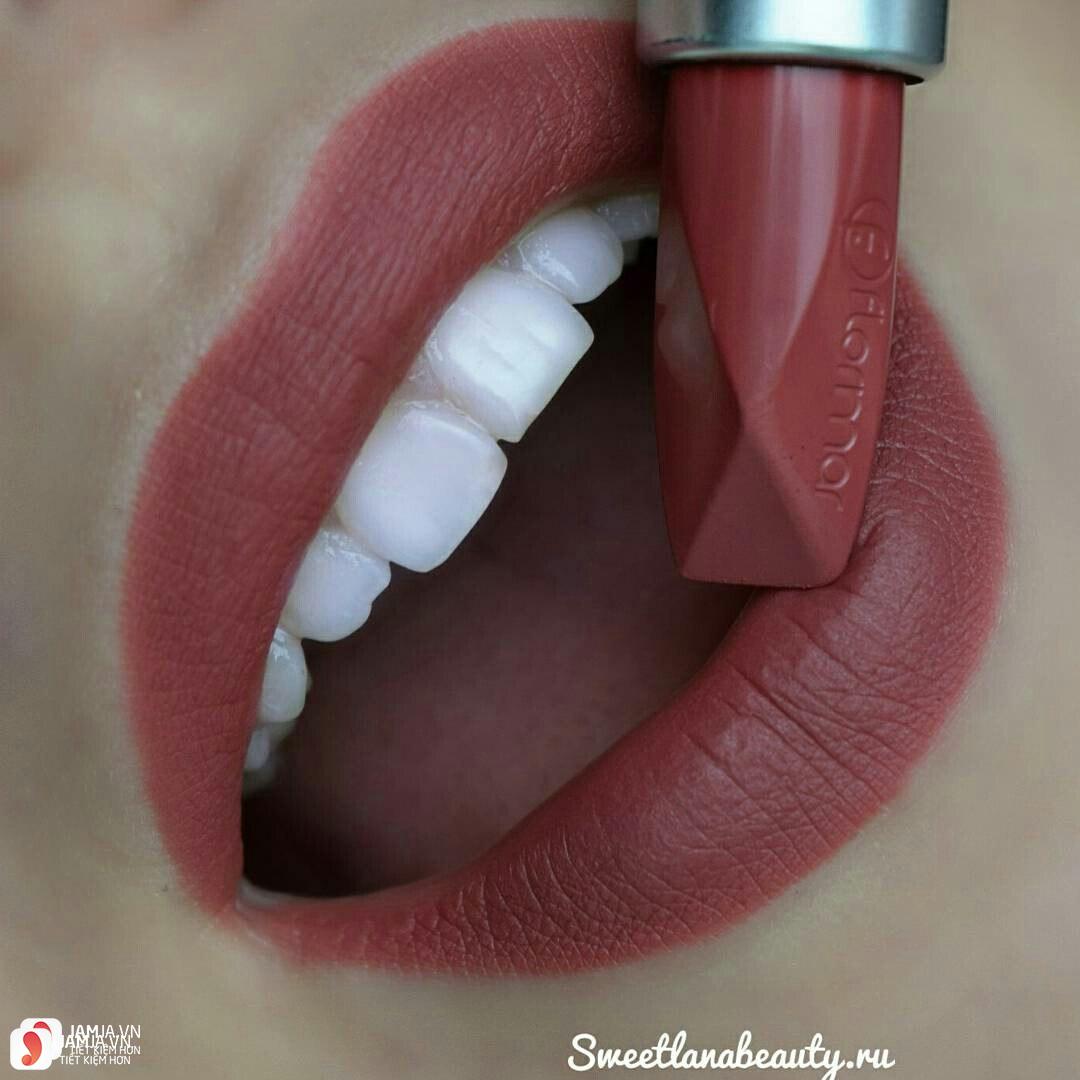Review dòng son Flormar Extreme Matte Lipstick 4