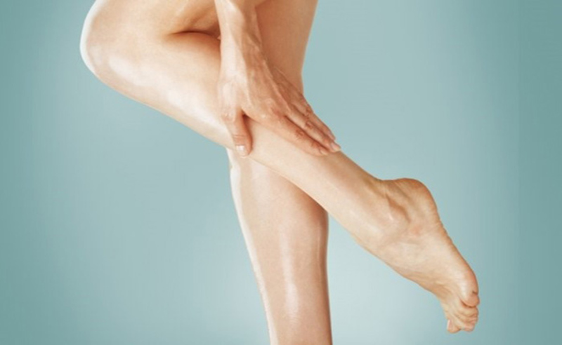 Nhiều nguyên nhân khiến bắp chân nhiều mỡ, kém thon thả