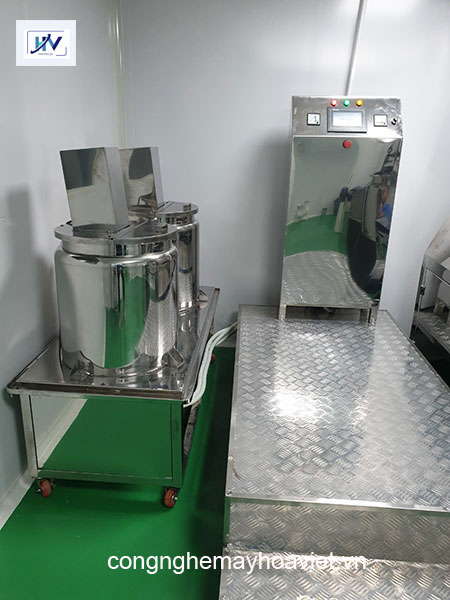 Bồn chứa của máy nhũ hóa