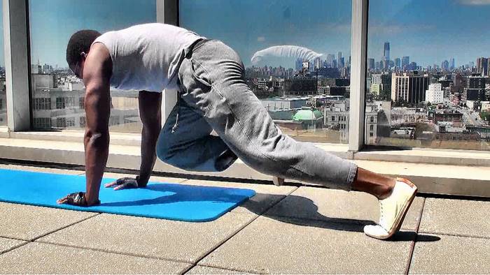 Bài tập chạy bộ nâng cao gối