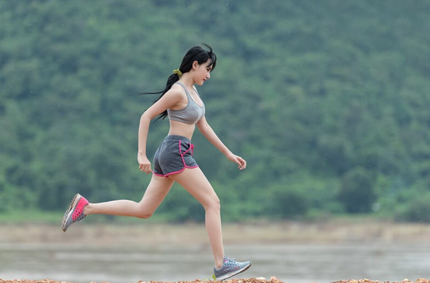 Chạy bộ giúp giảm đáng kể tỷ lệ mỡ vùng bụng và eo