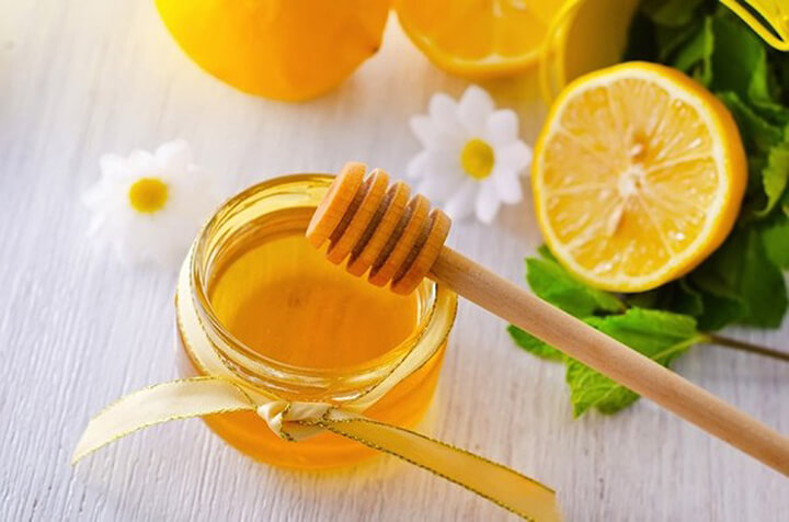 Uống mật ong pha nước chanh vào buổi sáng rất tốt cho sức khỏe
