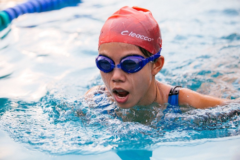 Kim Hoàng không chỉ làm kinh doanh, chị còn là vận động viên bơi lội của thể thao TP.HCM. 