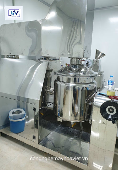 Bồn khuấy nhũ hóa mỹ phẩm chân không tự động