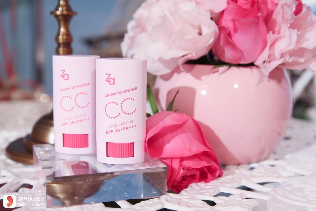 mỹ phẩm Za có tốt không 3