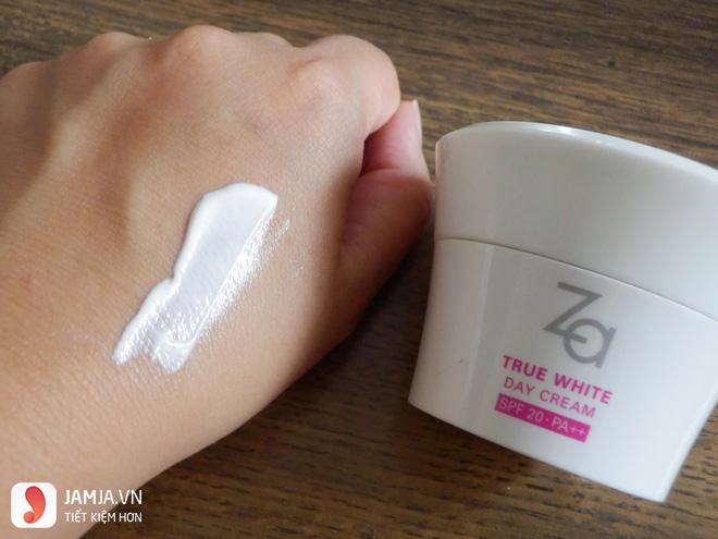 sản phẩm dưỡng da Za True White 5