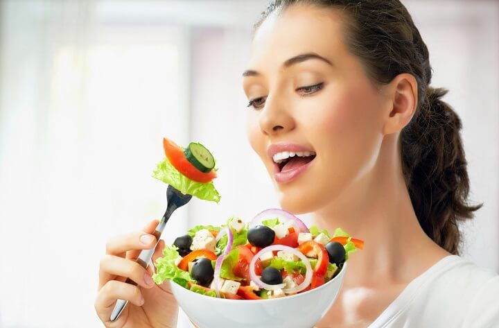 Sau bữa ăn, bạn cần chú ý thực hiện một số động tác để giảm cân, giảm béo hiệu quả