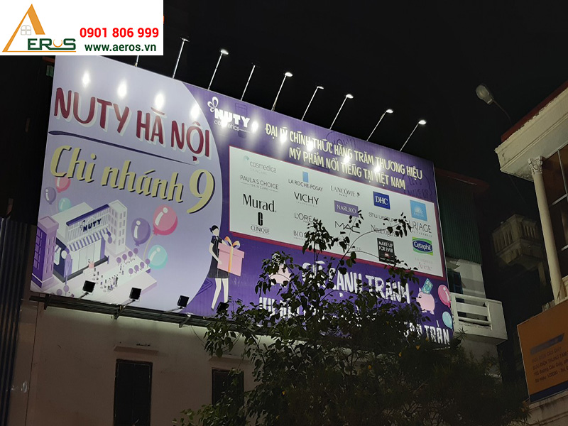 Thi công nội thất shop mỹ phẩm Nuty Cosmetic tại Hà Nội