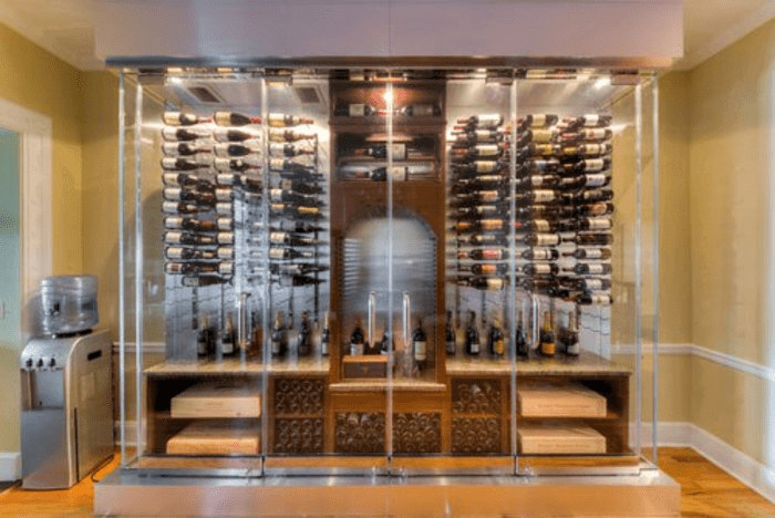Tủ trưng bày rượu bằng nhôm kính