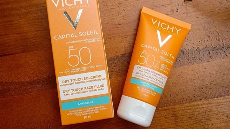Kem chống nắng cho da dầu Vichy Ideal Soleil Mattifying Face Fluid Dry Touch SPF50+