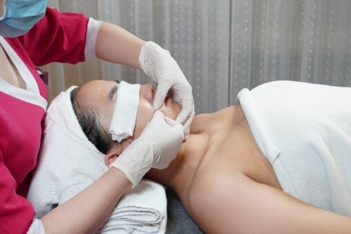 Peel da tại spa được các chuyên gia đánh giá cao vì độ hiệu quả và an toàn